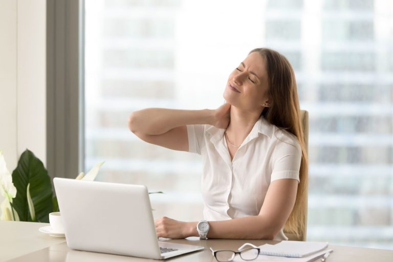 5 bệnh xương khớp thường gặp ở dân văn phòng